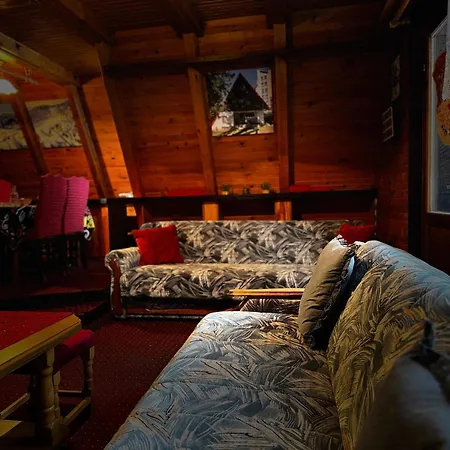 Vikendica Petrovic Feriehus Jahorina